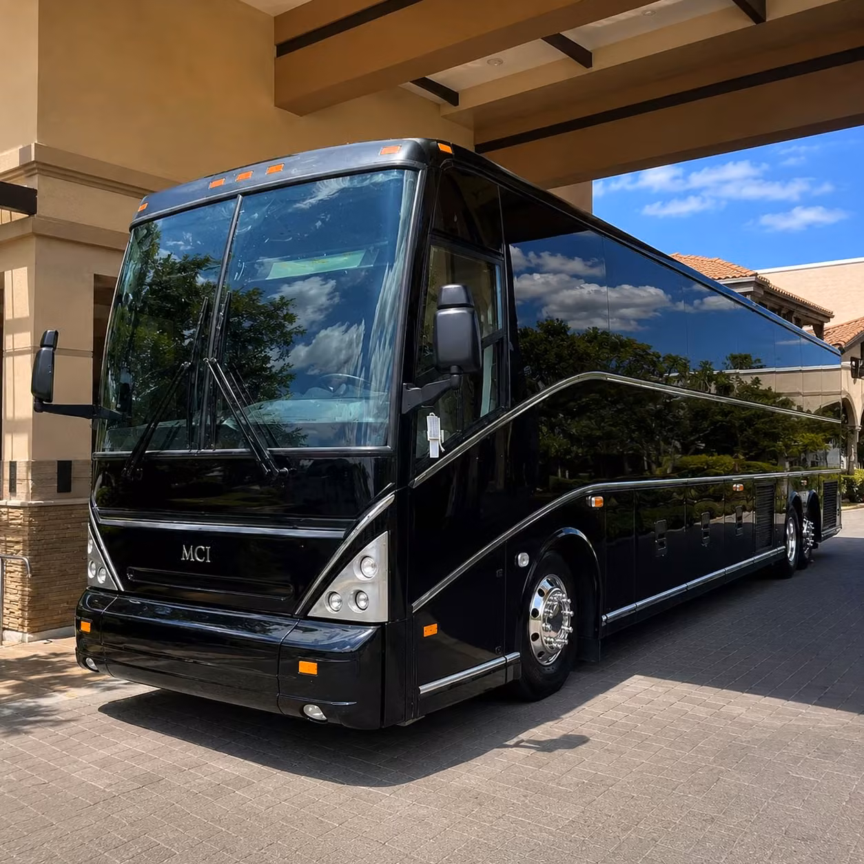 convention conference shuttle bus rentals for shoreline corporate groups
