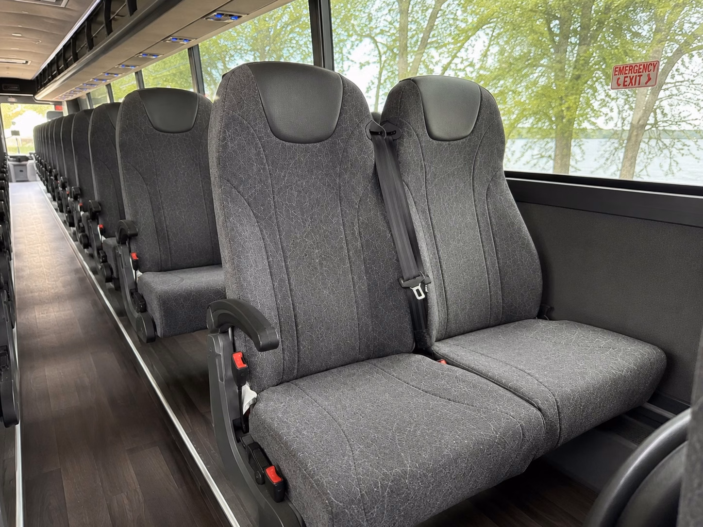 how where and when you re traveling affects your shoreline bus rental price