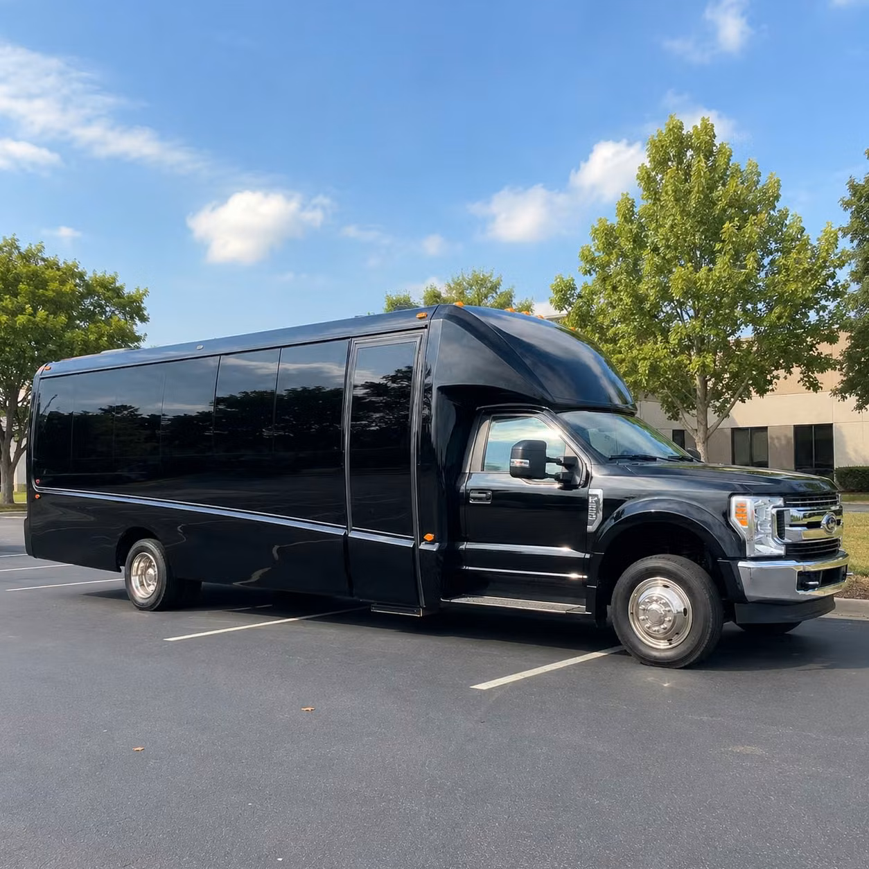 shoreline 15 passenger minibus rental