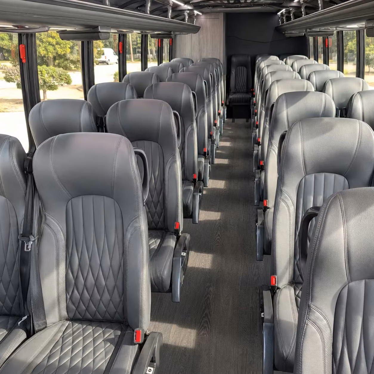 shoreline 30 passenger minibus rental